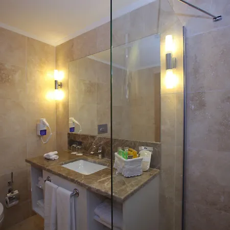Ośrodek wypoczynkowy Bellazure 4*