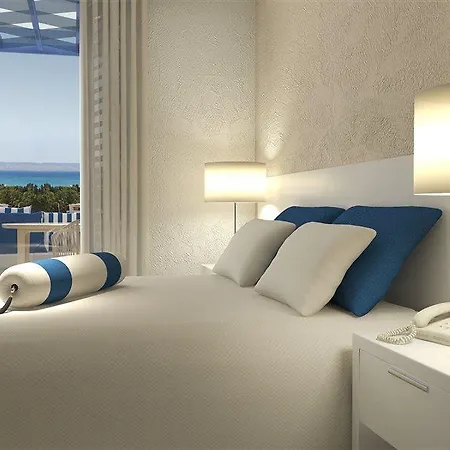 Semesteranläggning (resort) Bellazure 4*