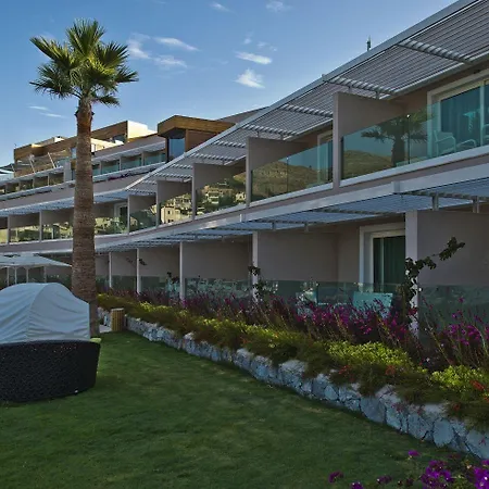 Bellazure Resort 4*