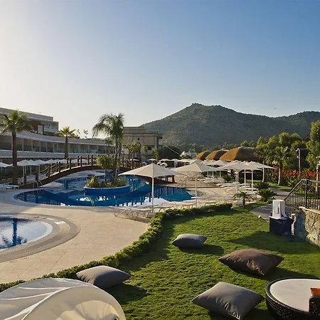 Bellazure Resort Turgutreis