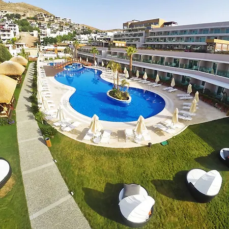 Resort Bellazure 4*